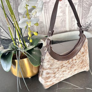 Natural Cowhide Patchwork Shoulder Bag – Handmade Leather Handbag