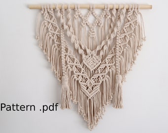 Macrame Wall Hanging Pattern: Intermediate Level (PDF)