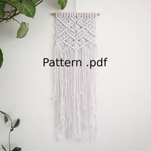 DIY Macrame Wall Hanging, Easy Pattern For Beginners