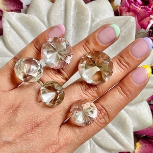 Premium Clear Quartz faceted diamonds / Clear Quartz jewels / Master healer crystal / Gemstones / Manifestation crystal /AAA quality crystal