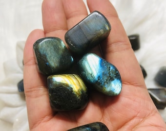 Premium Labradorite tumbled stones / Flashy polished stones / Flashy Labradorite / Home decor / Pocket crystals / Tumbled gemstones