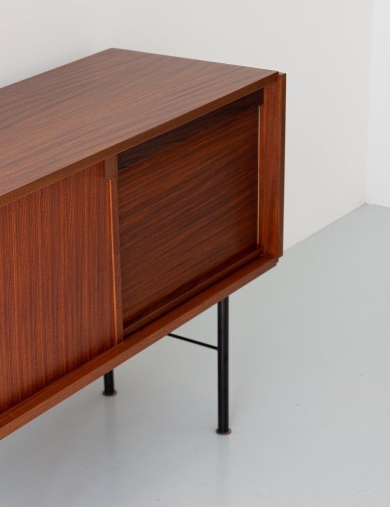 1950s Italian Exotic Wood Sideboard With Shutter Door image 9