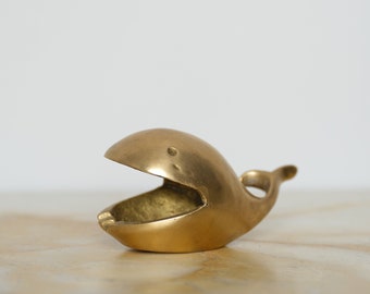 Vintage 1950s Whale-Shaped Brass Ashtray - Italian Design Elegance
