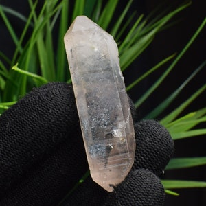 Natural hematite Quartz Crystal,Phantom inclusion Quartz,Rock Collection,Crystal Minerals Specimens B895