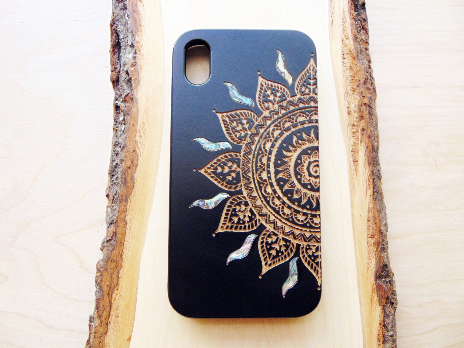 Mandala design wood phone case, personalized gift shell inlay iphone 11