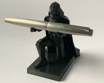 Darth Vader pen holder - Star Wars fanart