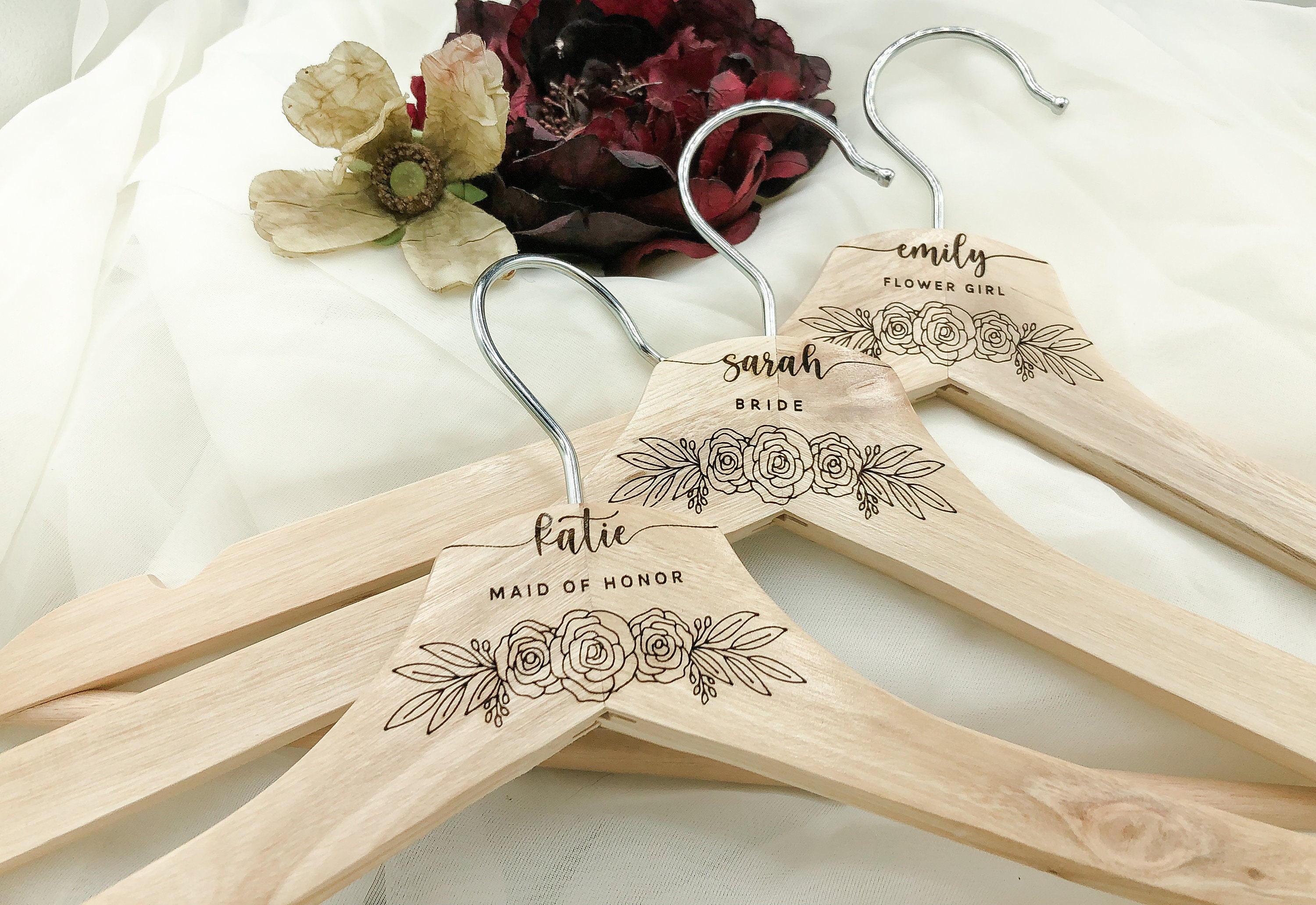 Wedding Hangers, Hangers for Wedding Dress, Bridesmaid Proposal Gift, Flower Girl Proposal, Wedding Photo Shoot Prop, Bridesmaid hangers