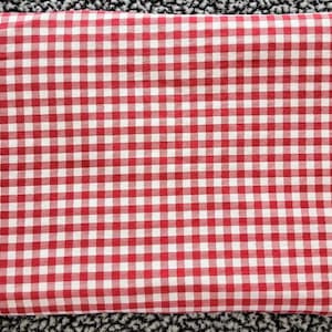 Pottery Barn Lakan med röd och vit gingham-design i lantlig stuga - King size [#660]