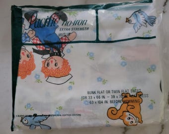 NOS Vintage Raggedy Ann and Andy Flat Sheet - Twin Size [#1569]