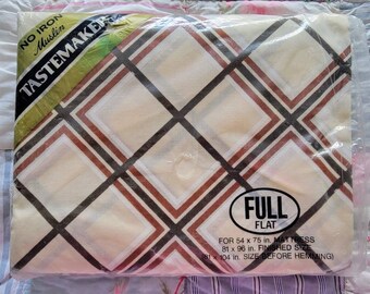 NOS - Vintage Tastemaker Flat Sheet - "Diamond Maze" Design - Full Size