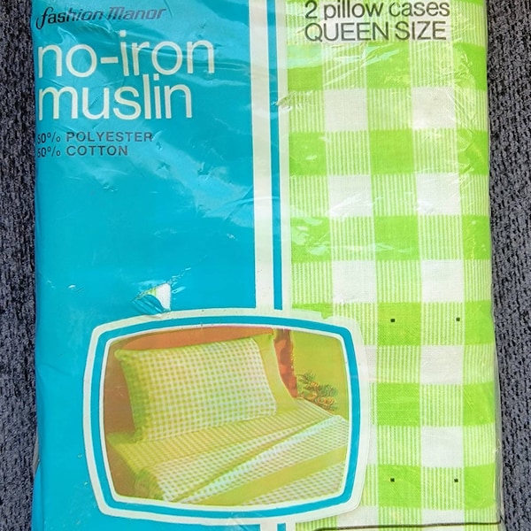 NOS Vintage Set of 2 Pillowcases by Fashion Manor - NEVER USED