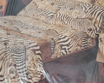NOS Vintage Fitted Sheet With Zebra/Safari Design by Burlington - Full Size [895]