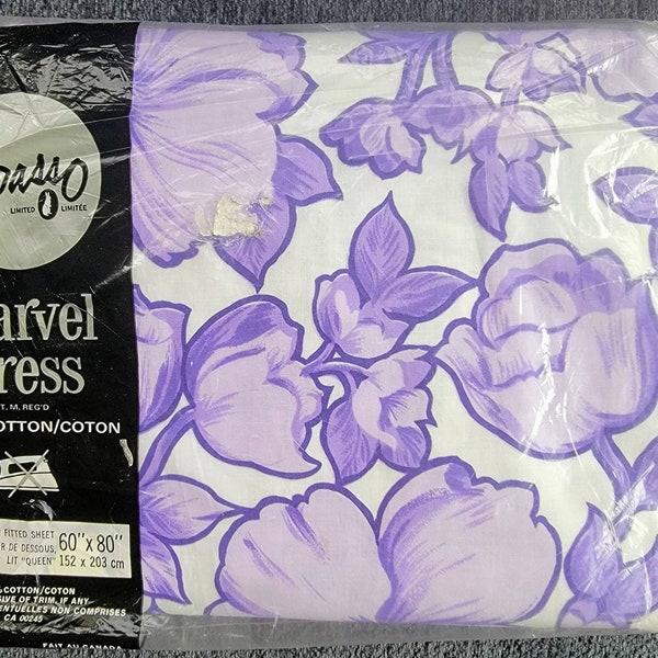 RARE - NOS Wabasso Purple and White Queen Size FITTED Sheet!