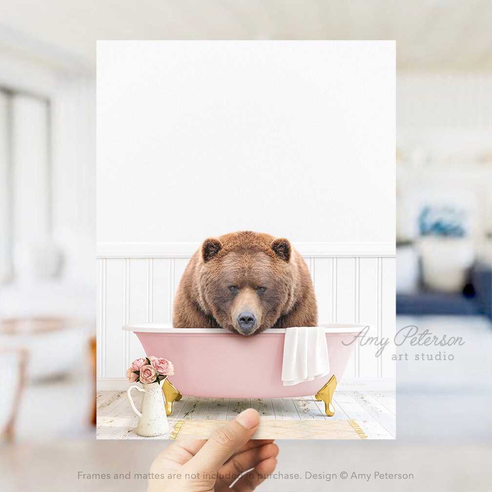 Prints Wall Décor Big Bear in a Vintage Bathtub Animal Bathroom Art