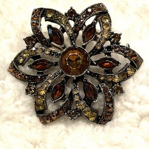 Vintage amber & yellow crystal rhinestone brooch or pendant - amber and yellow crystal rhinestone pin