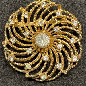 Vintage Gold Brosche mit Kristall Strasssteinen - Gold mit Kristall Strass Pin