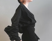 schwarzer Blouson für Frauen Memory Taft, wandelbare Bomberjacke mit Kapuze, nachhaltige Oversize Jacke für Alltag, leichte zero waste Mode