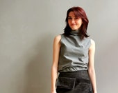 graue ärmellose Bluse Damen Jeans, bequemer Denim Schrägschnitt mit Gummizug, schlichtes Top für Alltag und Büro, modernes Designer Top