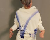 MILOPAINT - Shirt - Handmalerei -creme -blau - Luxus-Jersey -Viskose
