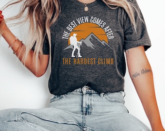 Retro Mountain Hiking T-Shirt: Outdoors Climber Gift