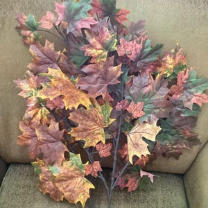 Autumn Maple Leaves, Fall Leaves, Large Maple Leaves Stem, Fall Decor, Autumn Decor.