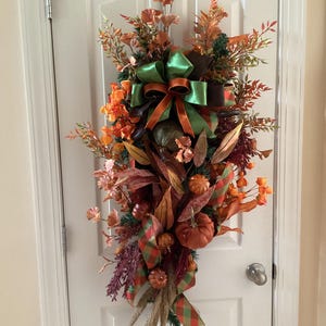 Fall Wreath, Fall Front Door Wreath, Pumpkin Wreath, Fall Decor, Thanksgiving Wreath, Black and White Pumpkin Wreath, Autumn Wreath