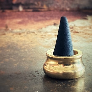 Brass Incense Holder - Small Burner For Cones Or Japanese-Style / Joss-Type Sticks