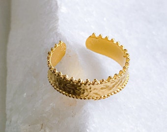 Gold dainty ring  with lace edges, Flat band ring, Boho Stackable adjust ring, Ancient style ring, Delicate RING, Gift for her