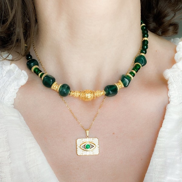 ROXANI Emerald Green Jade beaded necklace, Statement Green Crystal Necklace, Bijoux Ethniques, Surfer Boho chic choker necklace