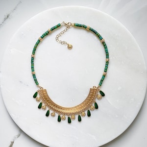 Shell beaded Chocker Gold Coin Necklace Emerald Green Necklace, Boho Tribal Necklace, Collier femme coquillage, Bijoux ethniques