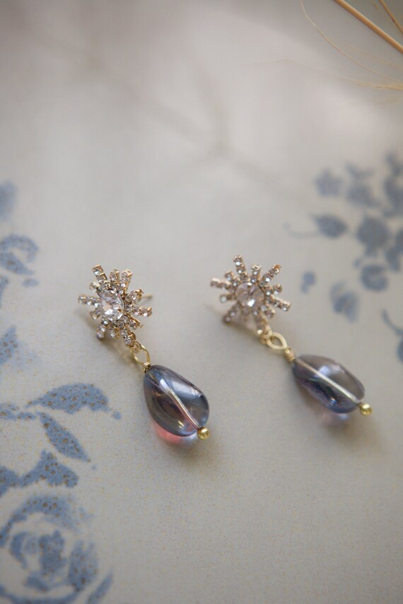 Pendant earrings - Metal & strass, silver, black & crystal
