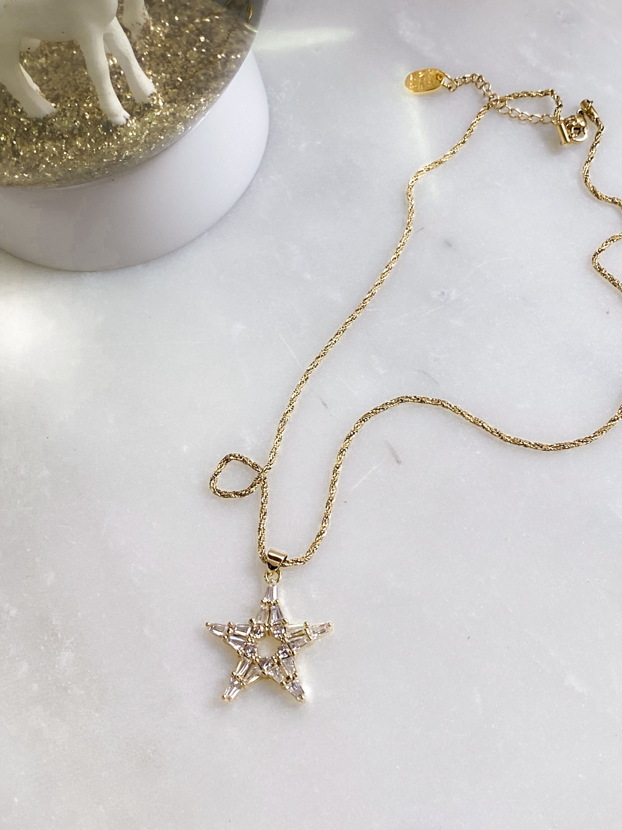★PEARLY MORE★ Ball and Ball Magnet Star Necklace il_fullxfull.5627882557_3qz7.jpg