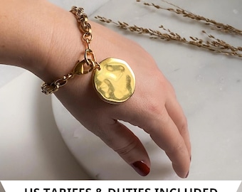 Chunky gold charm bracelet with big round coin, Oversized  Bracelet Vintage style, Statement Thick chain bracelet, Mum Gift, FARIBA