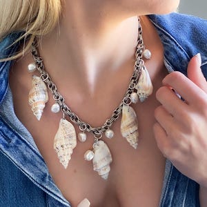 Natural shell Chunky Necklace, Silver Chain necklace with sea shell charms, Extravagant mermaid necklace, Summer Jewelry, Her Gift, THALASSA