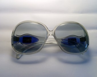 Paire de lunettes soleil vintage J. Esterel