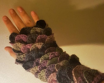 Dragon Queen Arm Warmers