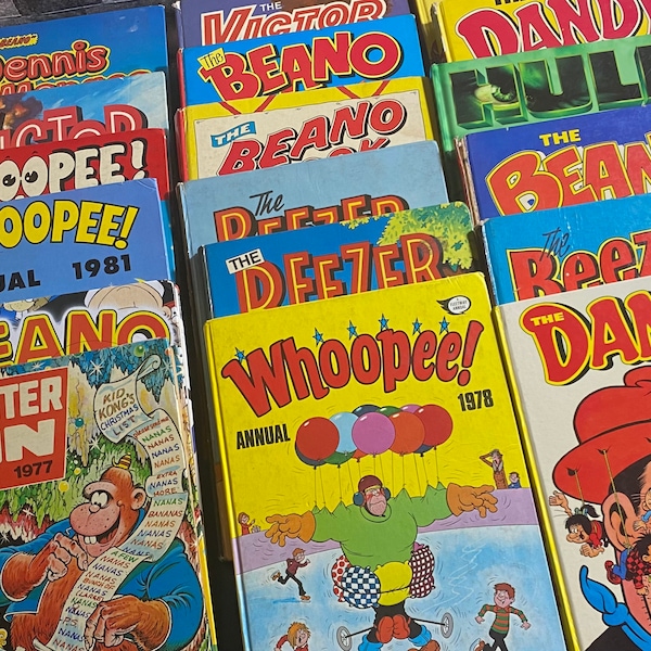 A Selection of Old/Vintage Annuals 1975-2007 Beezer Beano Whoopee! Knockout Victor Dennis the Menace 70s 80s 90s 00s