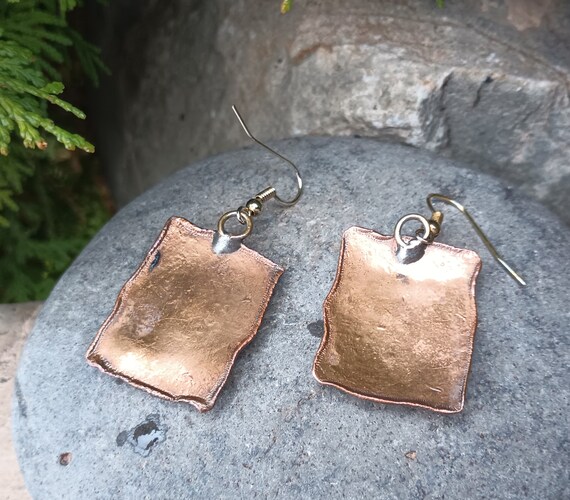Vintage Copper Earrings, Black Center, Mixed Meta… - image 6