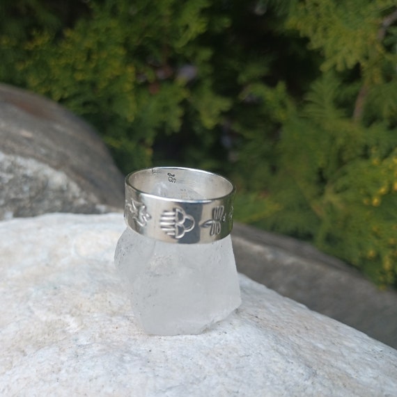 Sterling Silver Storyteller Ring, Vintage Native … - image 6