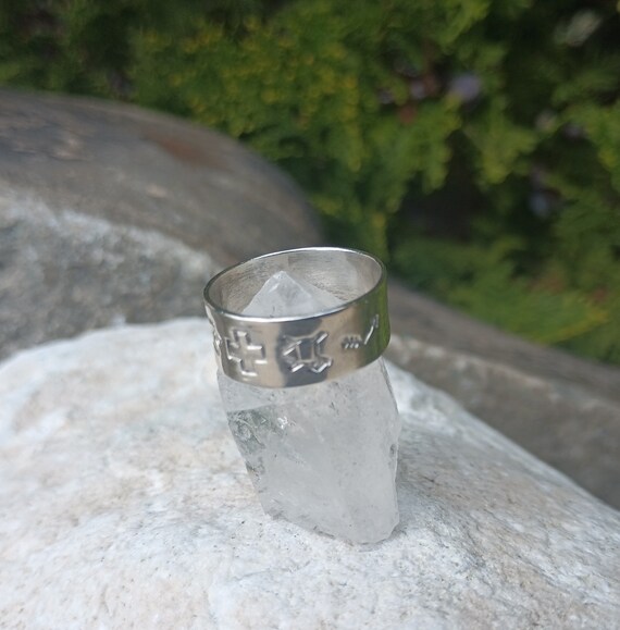 Sterling Silver Storyteller Ring, Vintage Native … - image 5