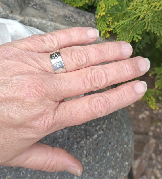 Sterling Silver Storyteller Ring, Vintage Native … - image 9