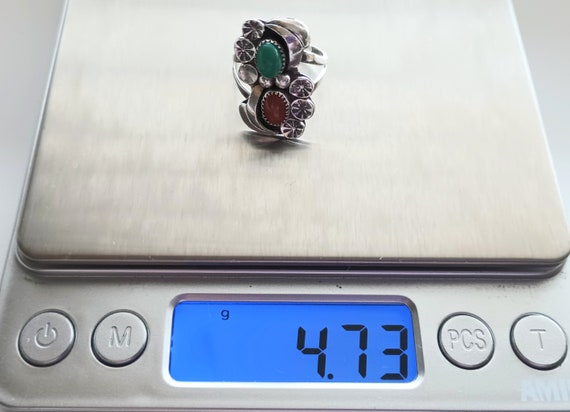 Important Raymond Bennett Vintage Native American Navajo Turquoise Sterling Silver Bracelet Important Raymond Bennett Vintage Native American Navajo Turquoise Sterling Silver Bracelet