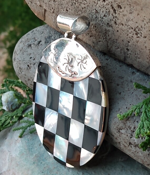 Checkered Sterling Silver Pendant, Mother of Pear… - image 3