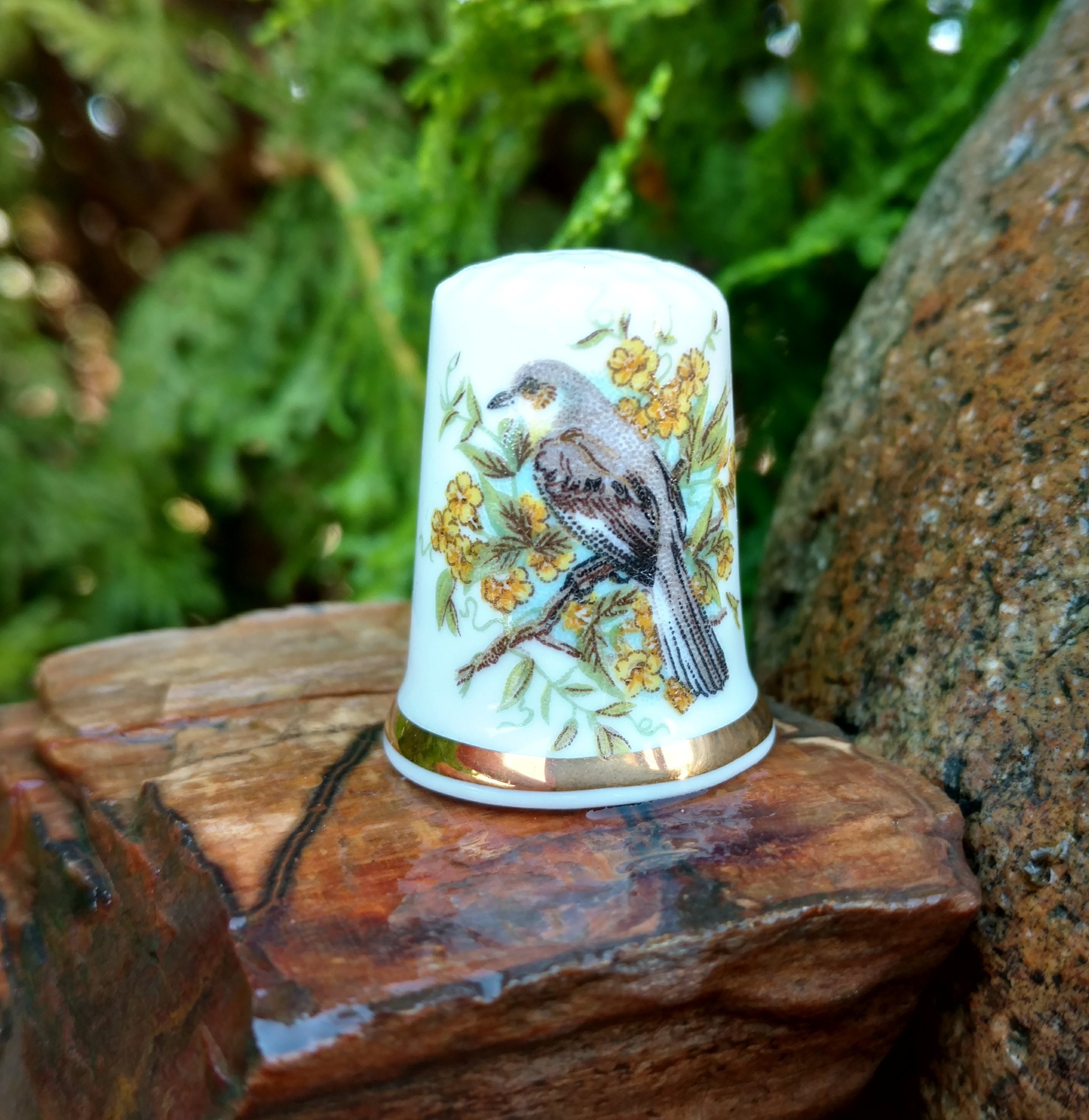 Finsbury Porcelain Thimble, Vintage, Fine Bone China, England