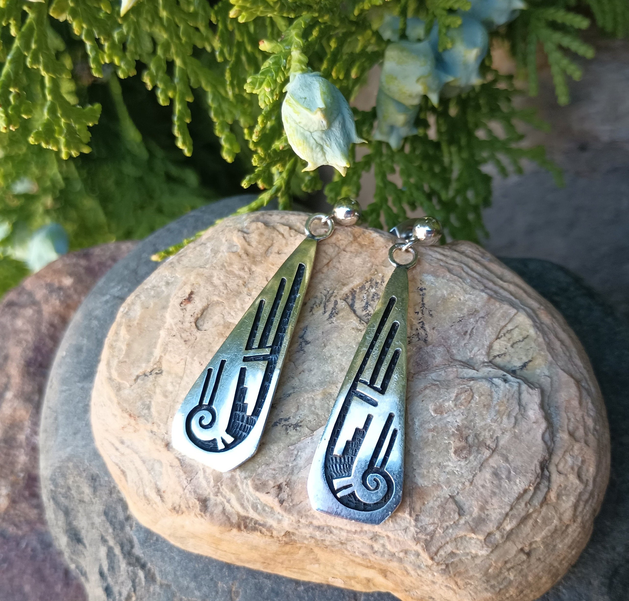 Beautiful Vintage Navajo Or Native American Hopi Sterling Silver Kokplelli Earrings Beautiful Vintage Navajo Or Native American Hopi Sterling Silver Kokplelli Earrings