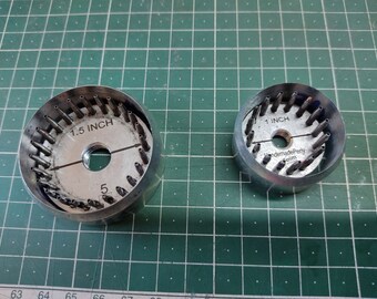 Manual punch set of 2 pieces