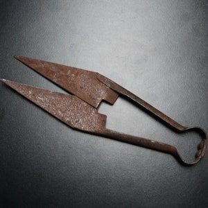 Vintage scissors gift for halloween