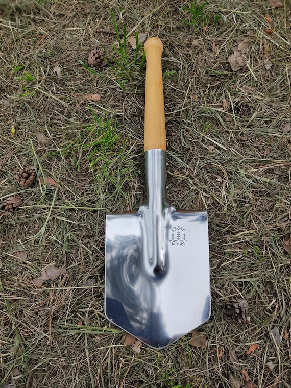 Original USSR Army Sapper Shovel – 1984 Infantry Small Spade – Made In Ukraine