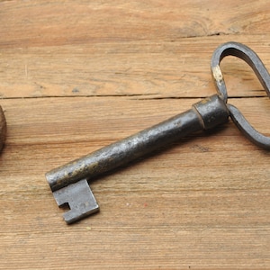 Vintage Skeleton Key Victorian Door Lock 1920s