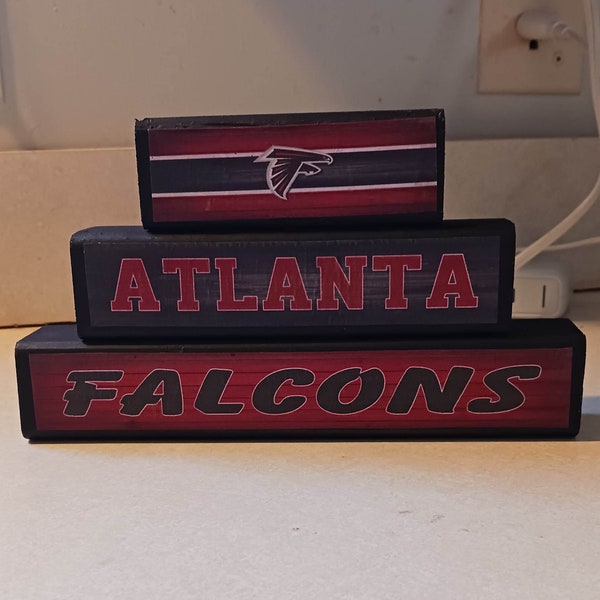 Atlanta Falcons 11x17 Wood Sign Family Word Decor Display main image 0